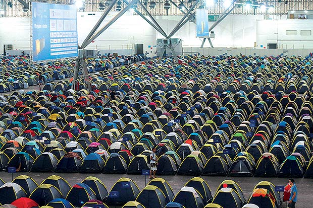 Camping Campus Party